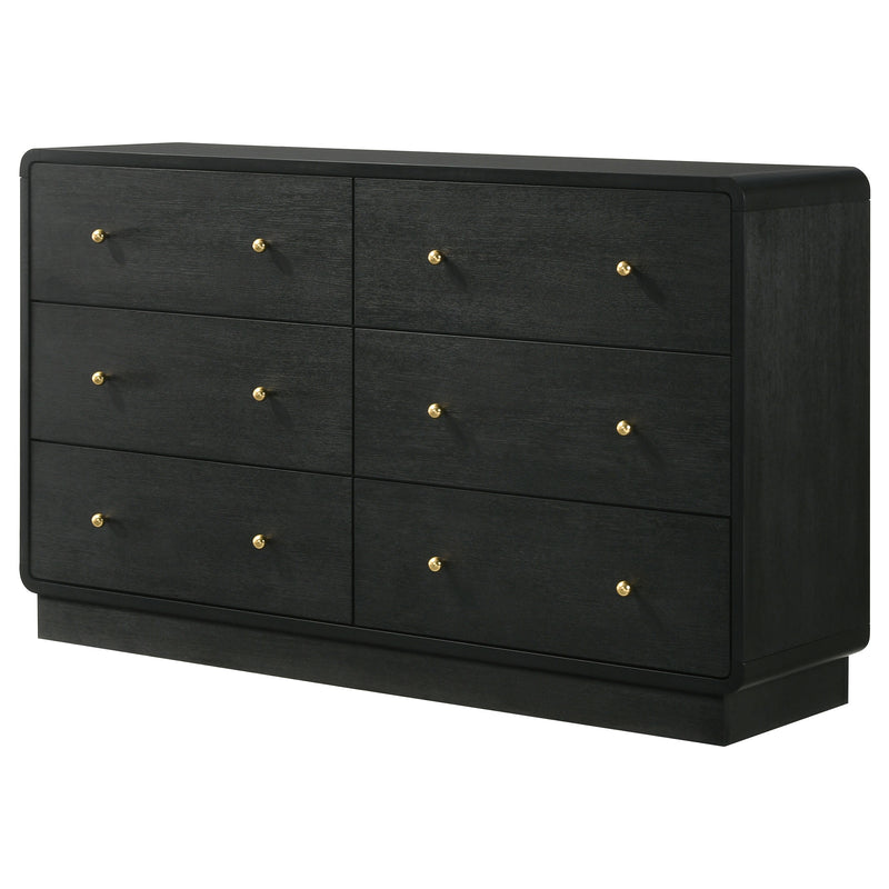 Cavelle Dresser